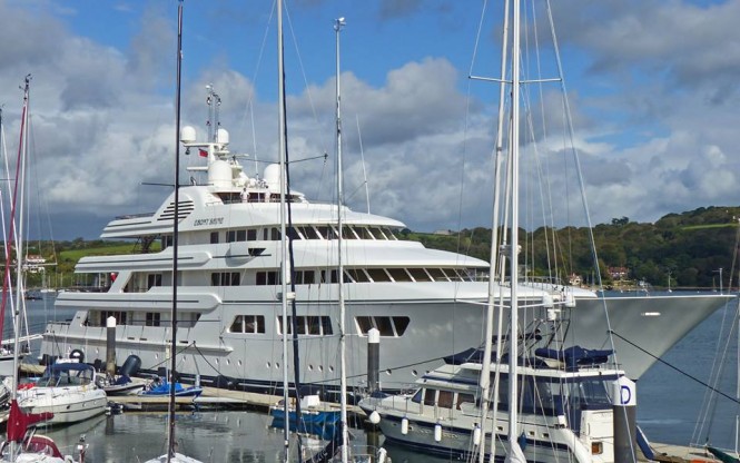 75m Feadship yacht EBONY SHINE (ex Ocean Victory) dominating the pontoons in Falmouth UK. Photo by Perranlady and Feadship Fanclub