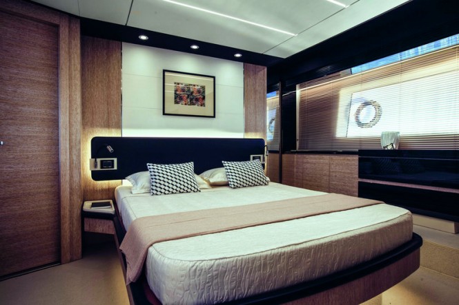 Azimut 72 Fly Yacht - Cabin