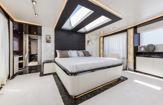Dreamline 34m superyacht - Owners Cabin
