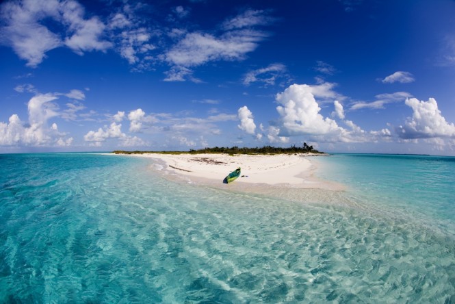 Kayak in Eleuthera - Image credit to the Bahamas Ministry of Tourism