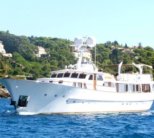 Beautiful 35m Classic Motor Yacht BEIJA-FLOR by FEADSHIP