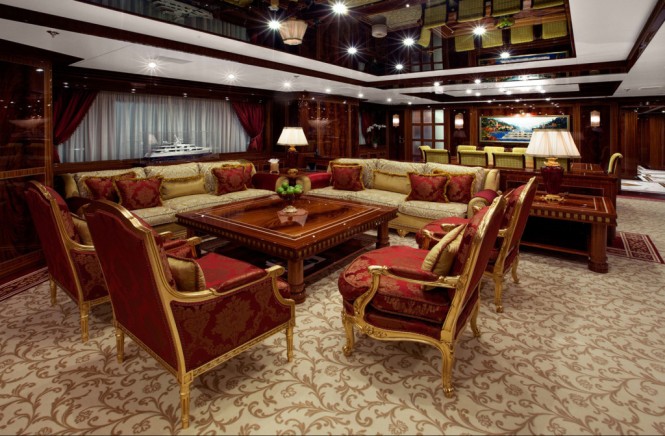 Luxury yacht GAZZELLA - Main Saloon