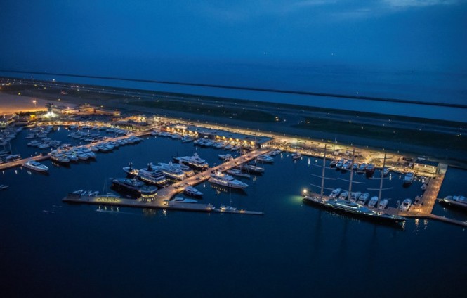 Marina Genova Aeroporto by night