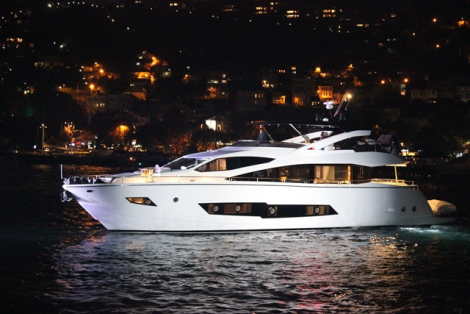 The Sunseeker 86 Yacht on the Bosphorus