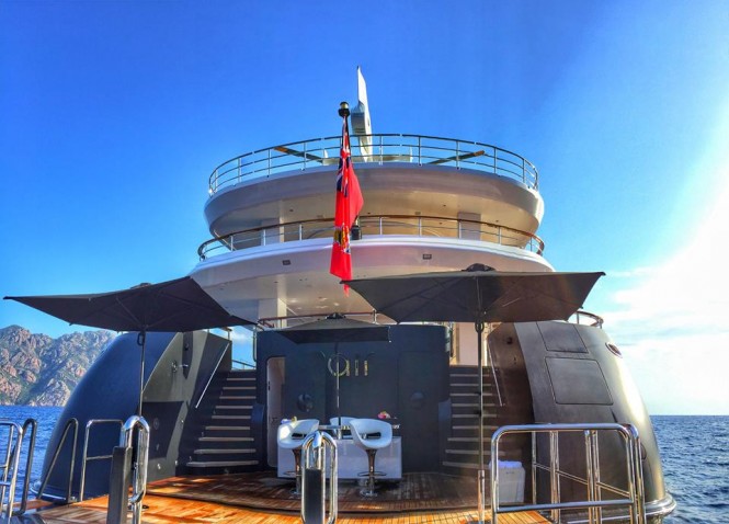 81m Feadship mega yacht AIR – Photo by @discoverjonno and Feadship Fanclub