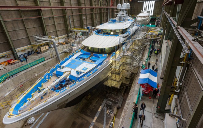 AMELS 242 Superyacht FREEFALL in build