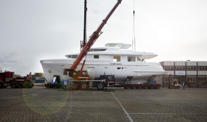 Caribbean series motor yacht MATICA by Moonen - Hull and superstructure joined together