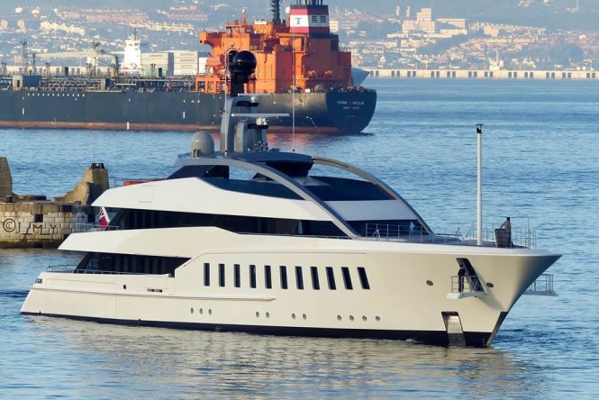 HALO Yacht - Photo by Jarrad M Yates @jmy76 and Feadship Fanclub
