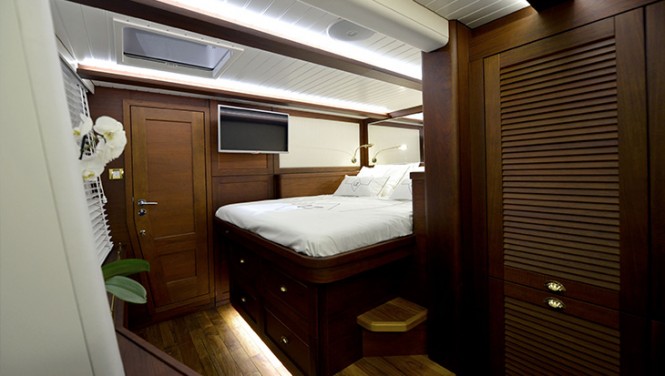 LUCY Z Yacht - VIP Cabin