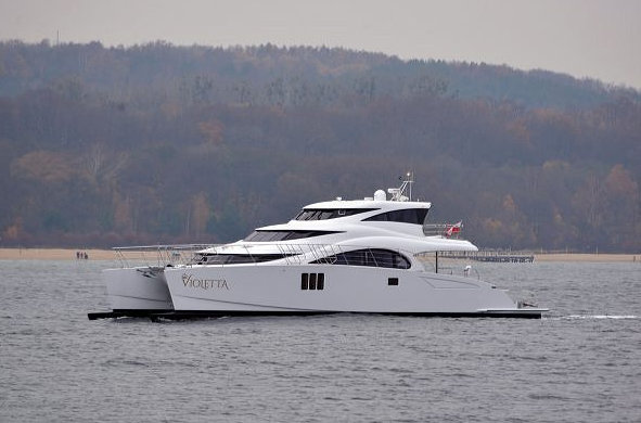 Luxury motor yacht VIOLETTA by Sunreef