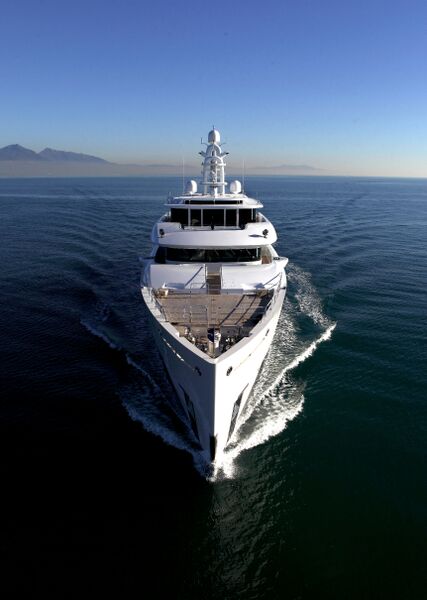 Luxury yacht GRACE E - Image by Giuliano Sargentini