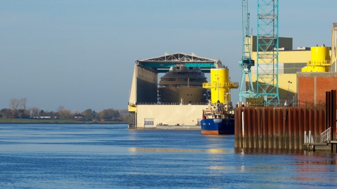 Superyacht OMAR - Photo by DrDuu