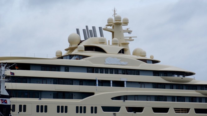 Superyacht OMAR - Photo by DrDuu