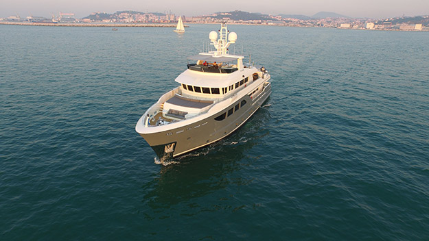 Motor Yacht STORM by Cantiere delle Marche