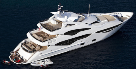 Sunseeker 131 from above