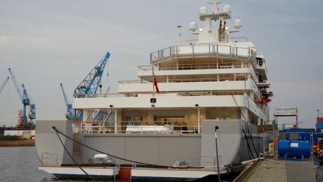 ULYSSES aft view - Photo DrDuu