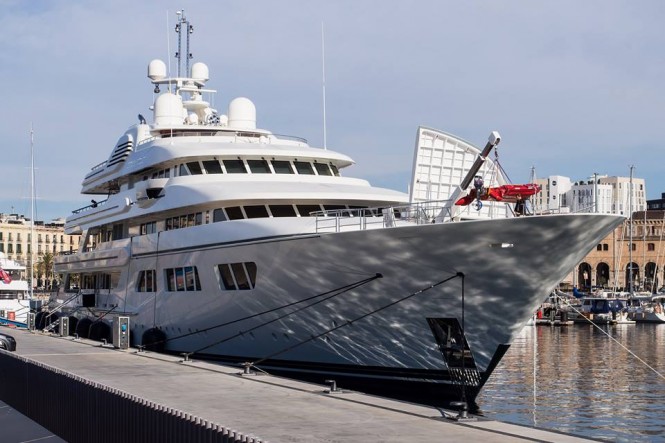 Luxury yacht EBONY SHINE - Photo by Luis Perez Contreras and Feadship Fanclub