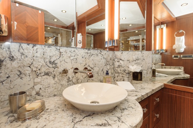 Afterglow - Bathroom