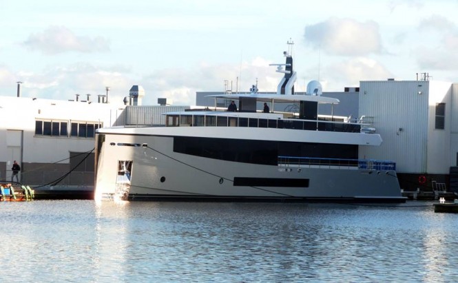 Hull 692 by Feadship just launched - Photo by Hanco Bol and Feadship Fanclub
