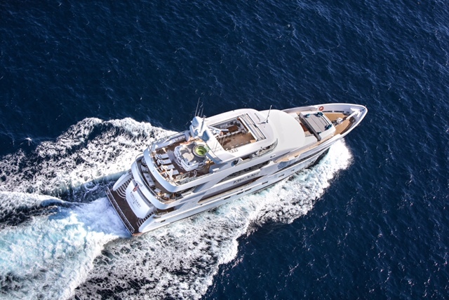 King Baby from above - aft view