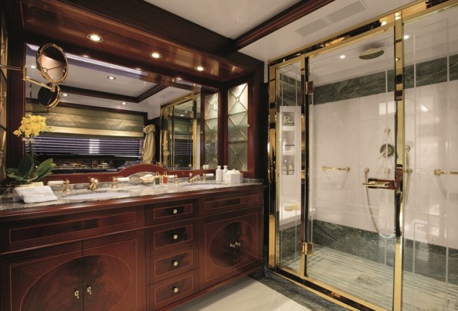 MR D - Owners Bathroom