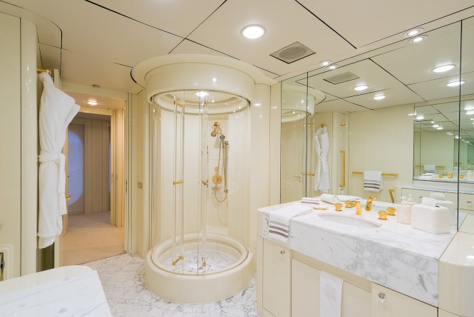 MY SHES A 10 - Ensuite shower