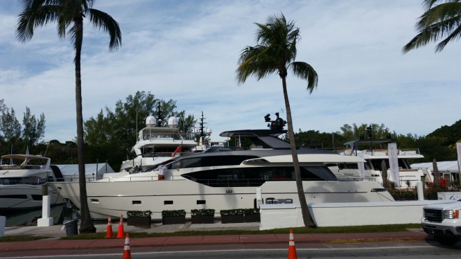 New SL 86 by Sanlorenzo at the 2016 Yachts Miami Beach