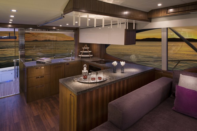 Riviera 77 Enclosed Flybridge - Galley