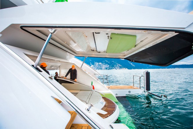 GENESI with the Wider 32 Tender