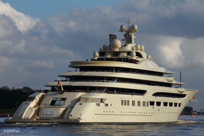 Mega yacht DILBAR - Photo by DiFooll