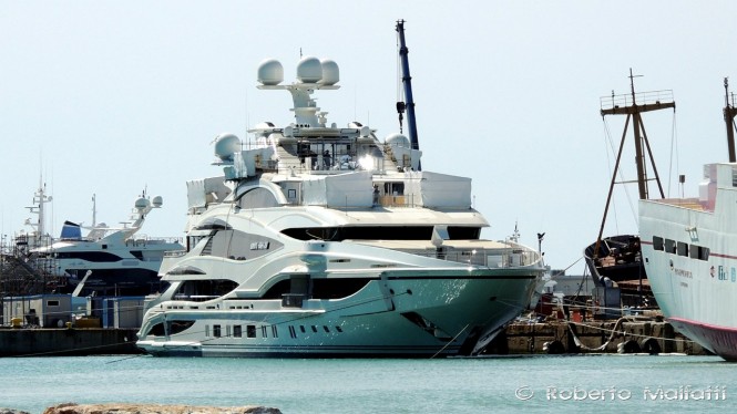 Benetti FB 262 - Photo by Roberto Malfatti