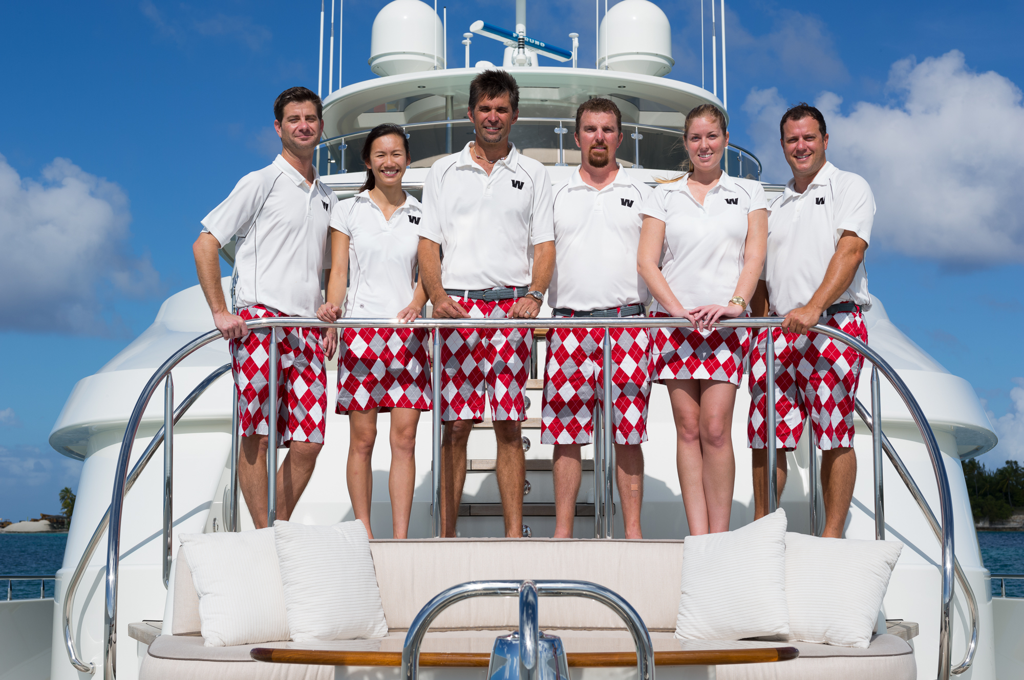 yacht sailing crew