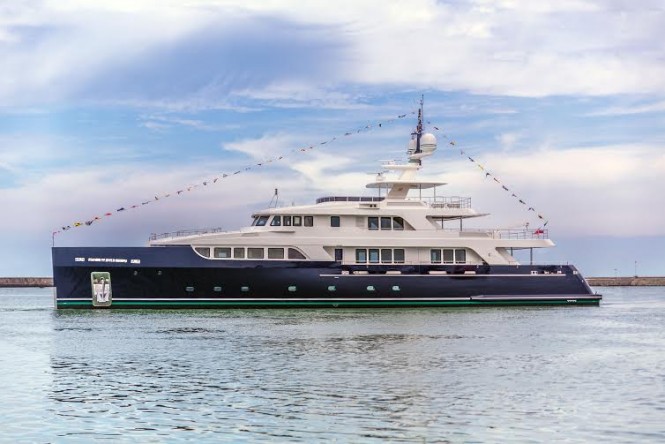 CODECASA 43 Full Beam – Serie Vintage - Hull F76.