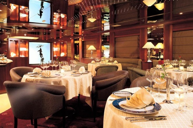 LAUREN L - Dining room