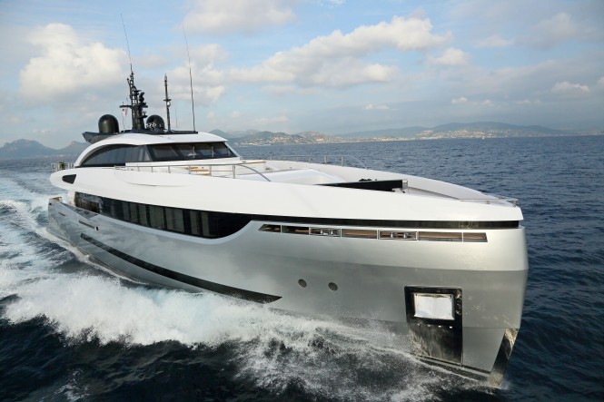 Columbus Eleonora III Sport Hybrid 40m Yacht - Bow