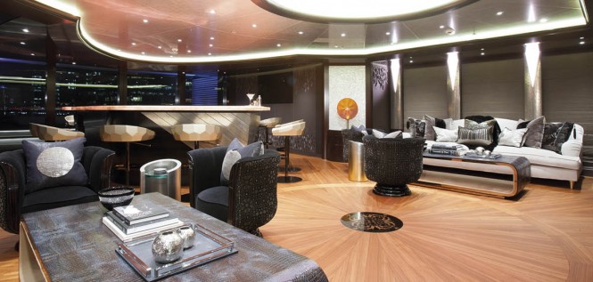 Luxury yacht KISMET - Skylounge