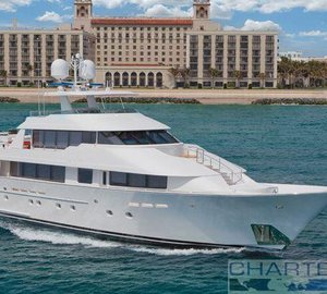 Cruise Costa Rica aboard Chasing Daylight