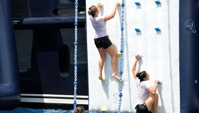 FunAir Climbing Wall