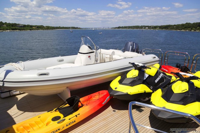 Luxury yacht FAR FROM IT - Tenders and water toys