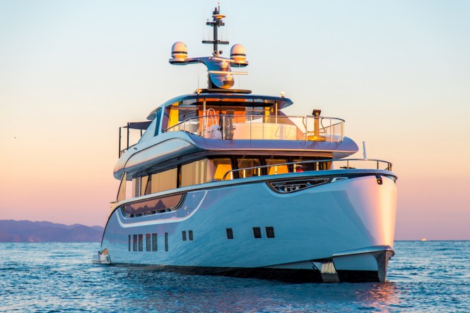 Superyacht Jetsetter by Dynamiq. Photo credit Blueiprod