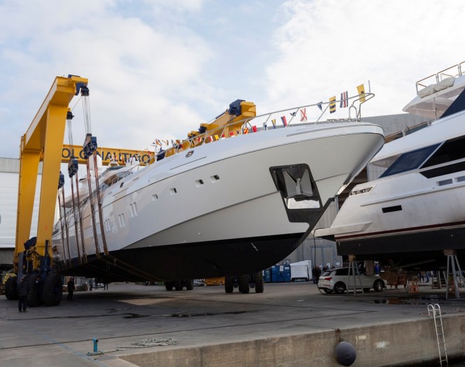 Mangusta 165 E launched