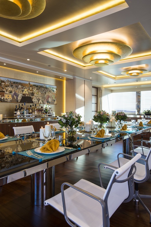 AQuiJo dining  - Photo by Stuart Pearce