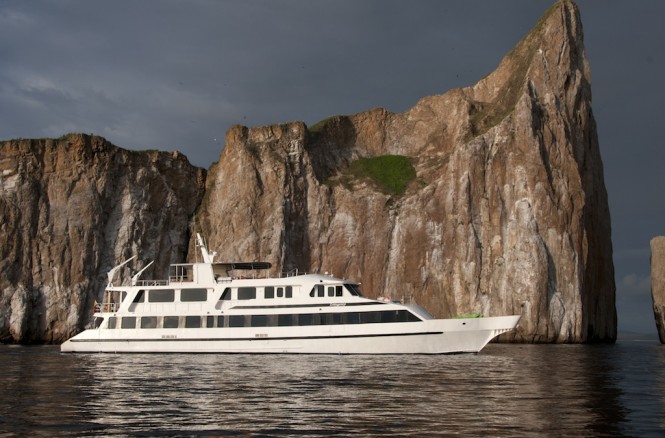 East- Integrity at Leon Dormido - Photo Bill Roberson