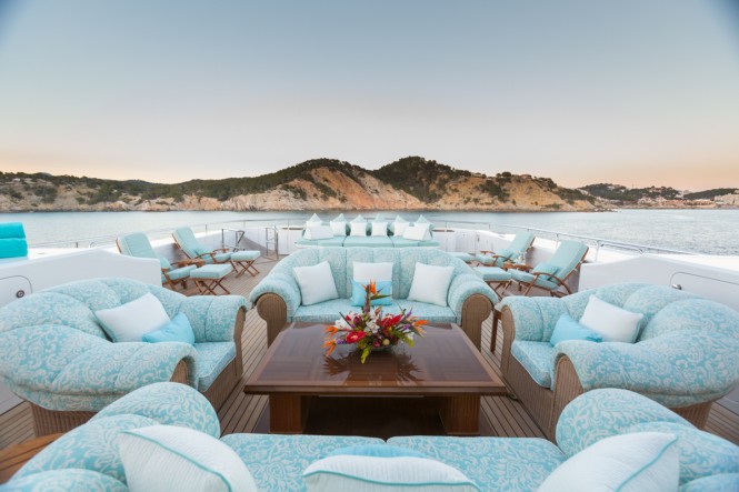M/Y Callisto Seating