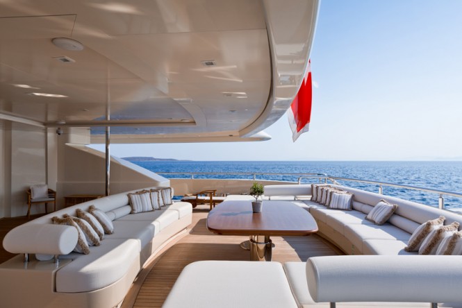 Super Yacht NATALINA A - Aft deck