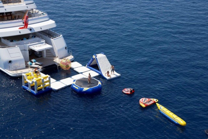 Superyacht TITANIA Water Toys