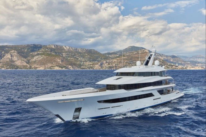yacht-joy-cruising-the-mediterranean-copyright-feadship-680