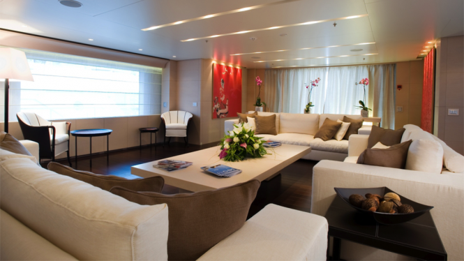 Luxury yacht BURKUT - Main salon