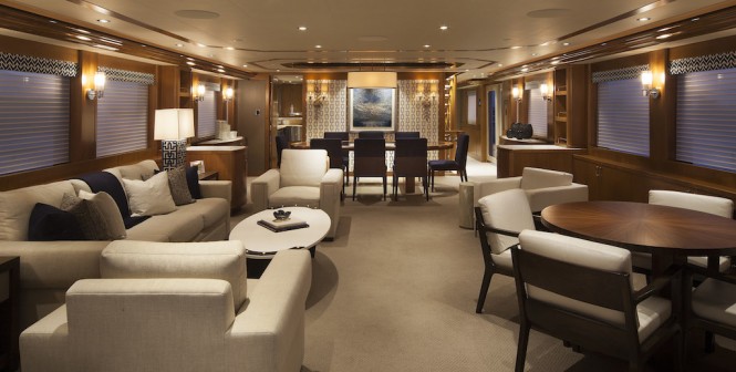 Superyacht FAR NIENTE - Mail salon