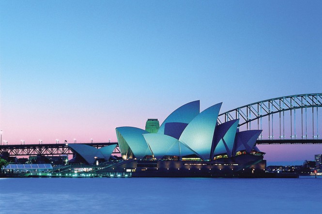 Sydney Opera House - Harbour Bridge - Photo courtesy of Tourism Australia - Photographer Jonathon Marks 